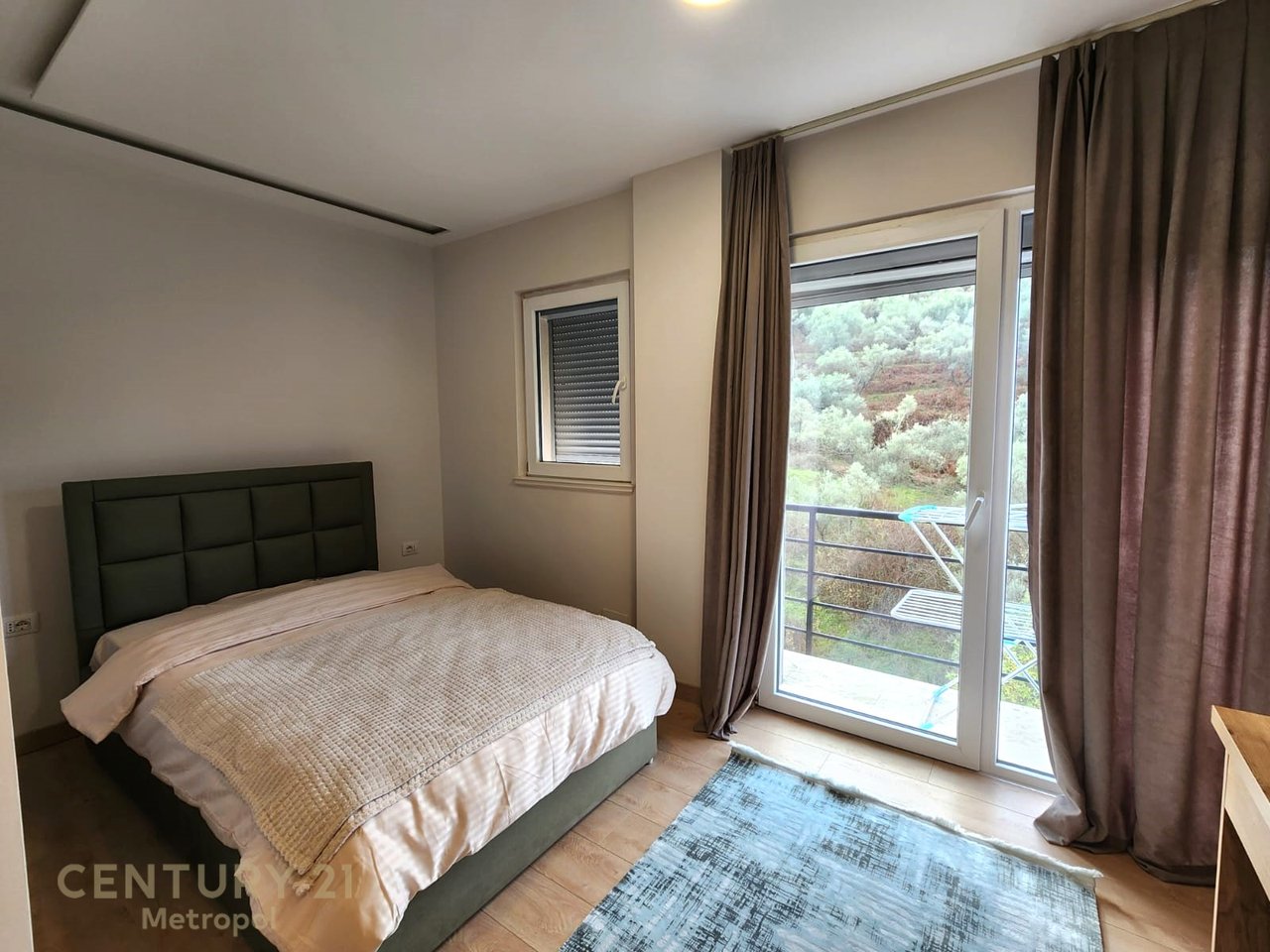 Apartment 3+1+2 bathrooms for rent in the Botanical Garden!