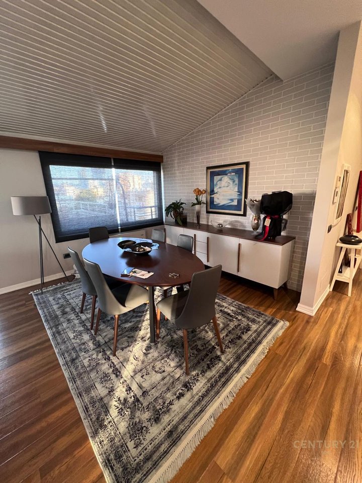 PENTHOUSE LUKSOZ NE QENDER PRANE  MINISTRISE SE DREJTESISE!