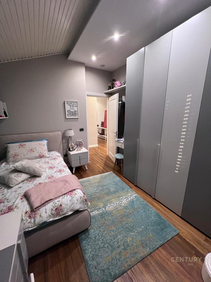 PENTHOUSE LUKSOZ NE QENDER PRANE  MINISTRISE SE DREJTESISE!