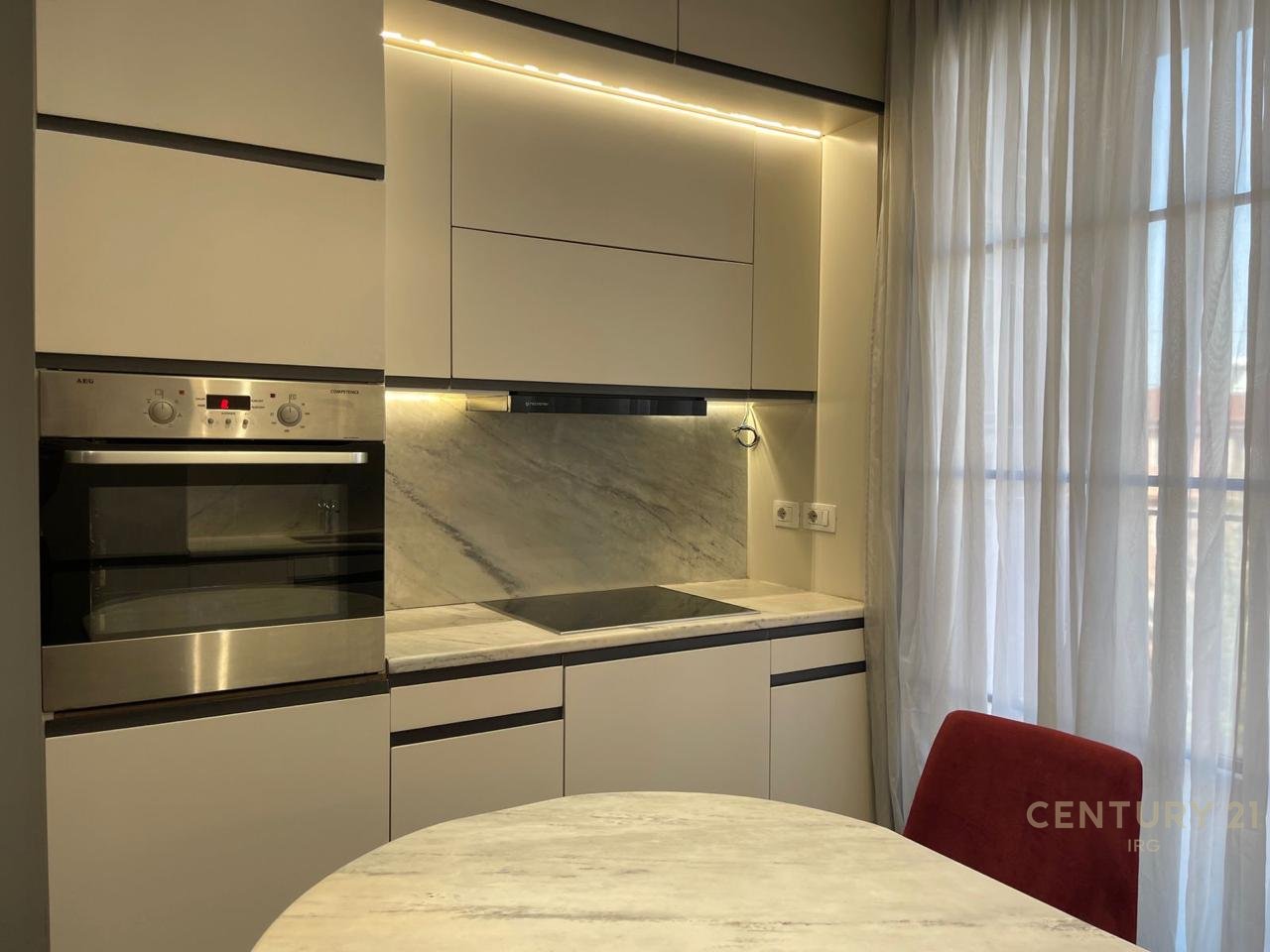 Jepet me Qira Apartament 2+1