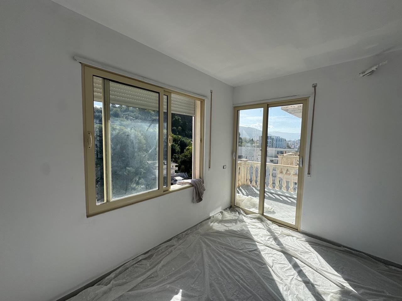 APPARTAMENTO 1+1 IN VENDITA, VICINO ALLA MOSCHEA!