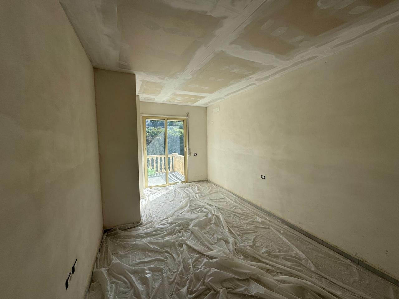 APPARTAMENTO 1+1 IN VENDITA, VICINO ALLA MOSCHEA!