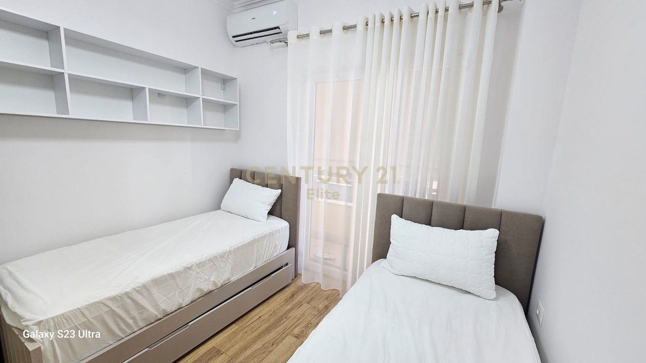 Qira, Apartament 2+1, Xhamllik