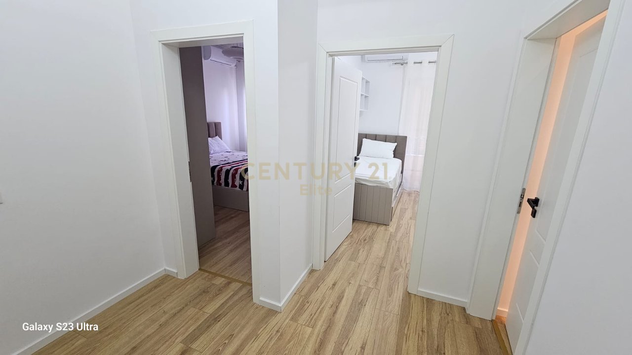 Qira, Apartament 2+1, Xhamllik