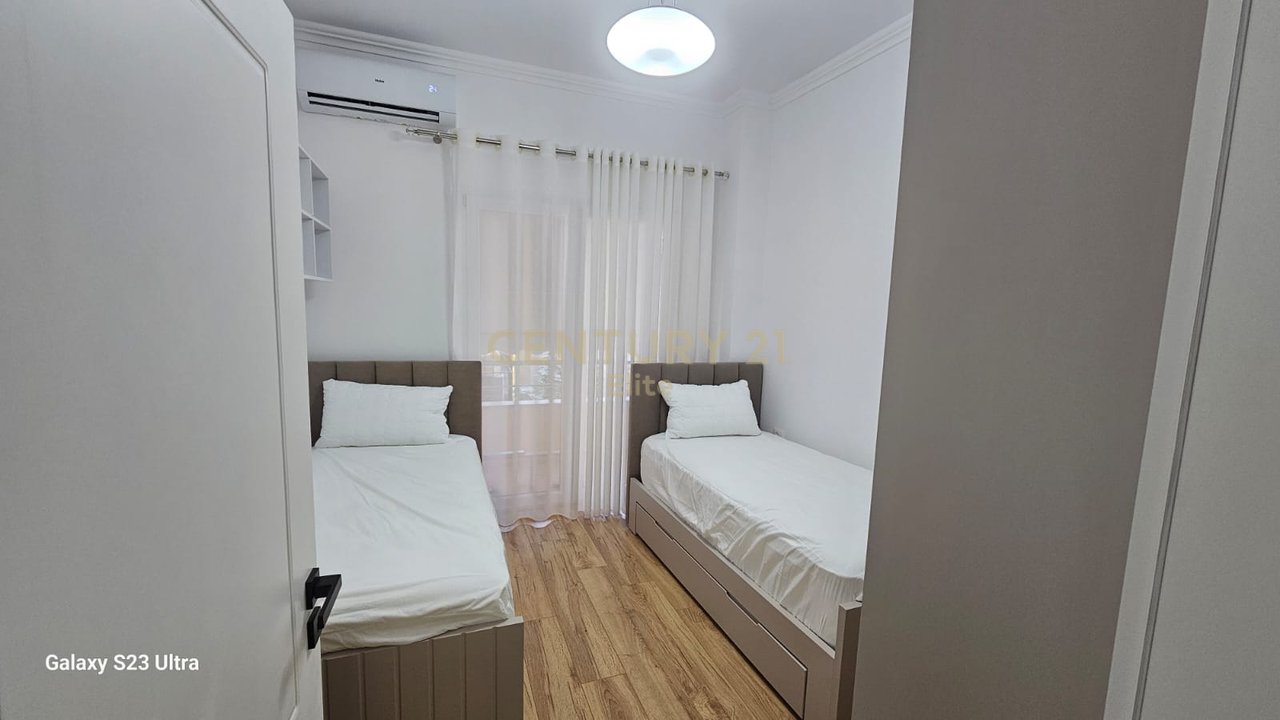Qira, Apartament 2+1, Xhamllik
