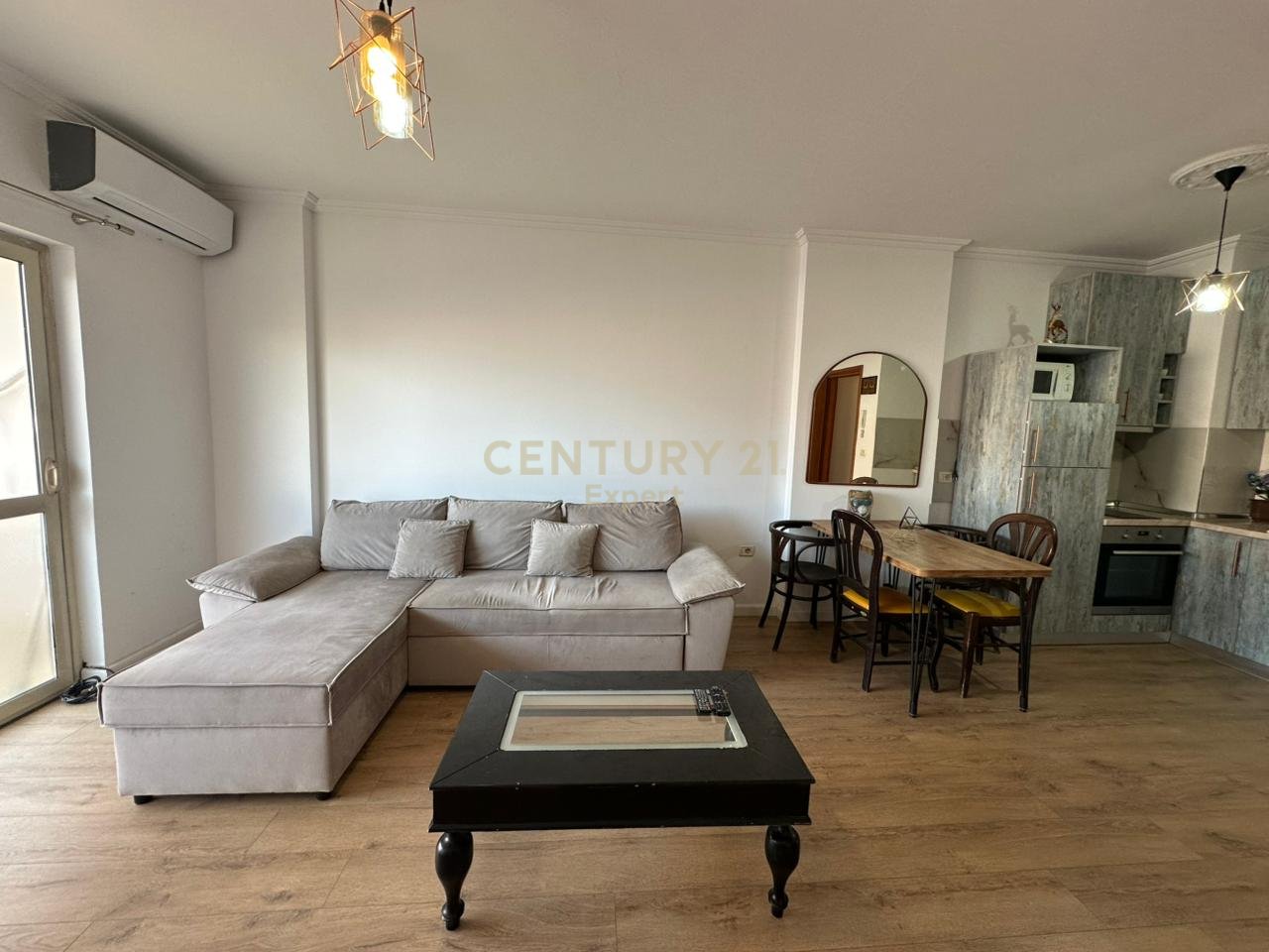Appartamento 1+1 in affitto in via Siri Kodra, Tirana