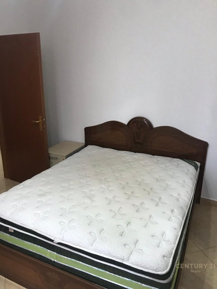 Jepet apartament 3+1+2 me dy ballkone,Vizion Plus