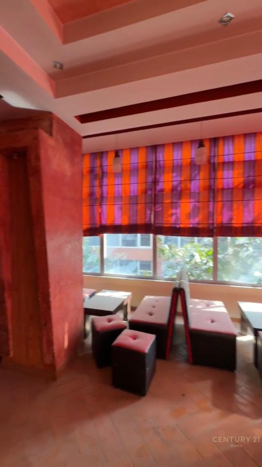 JEPET ME QIRA AMBIENT BIZNESI NE KAMEZ !