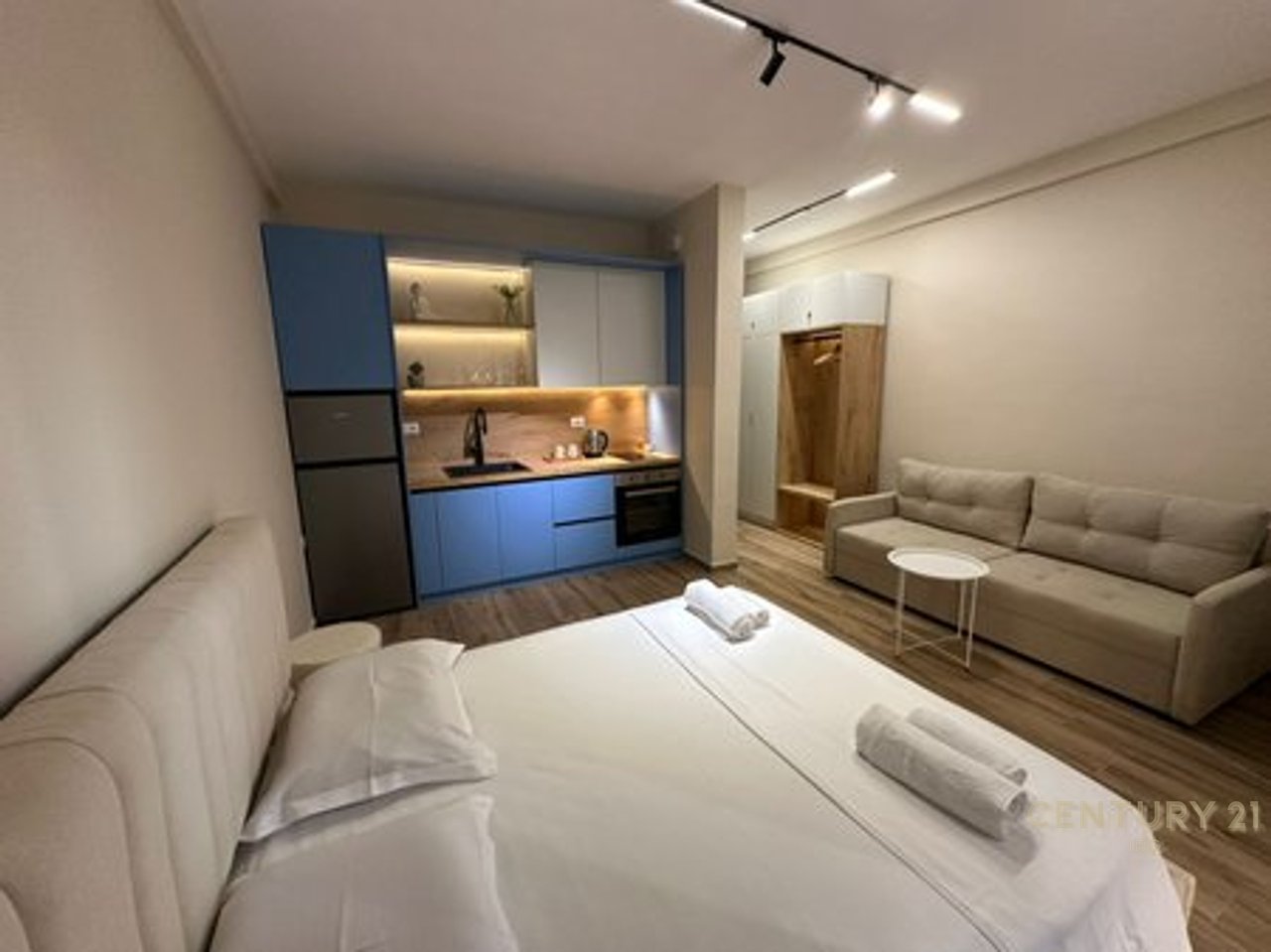 Garsoniere ne Shitje prane Marina Bay Resort, Vlore