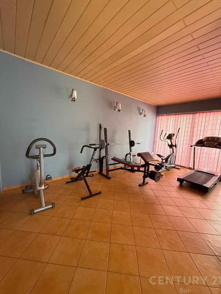 Vilë 4+2 Në Shitje në Don Bosco, Tiranë - 500,000€ | 408 m²