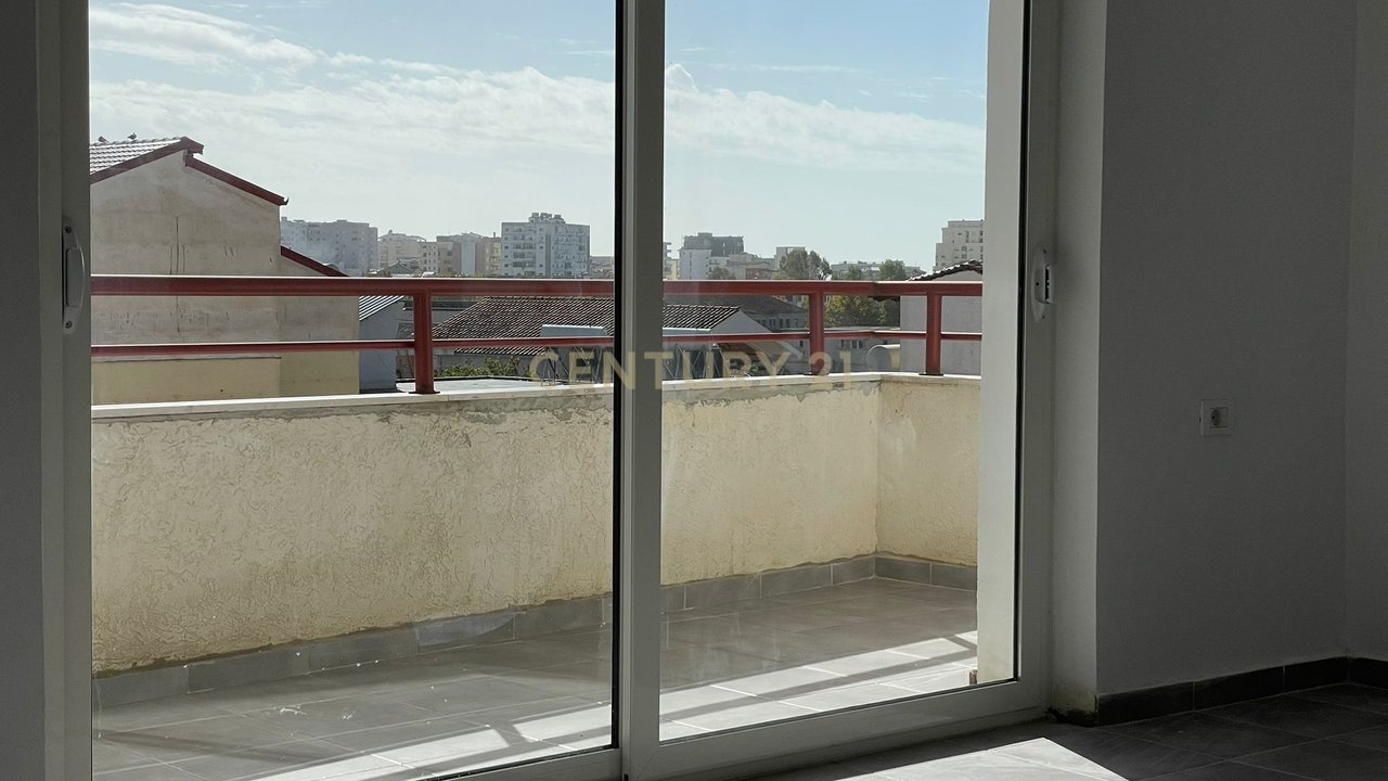 SHITET APARTAMENT 1+1 NE SHKOZET,DURRES !!!