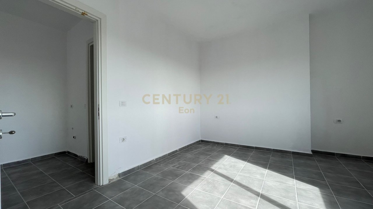 SHITET APARTAMENT 1+1 NE SHKOZET,DURRES !!!