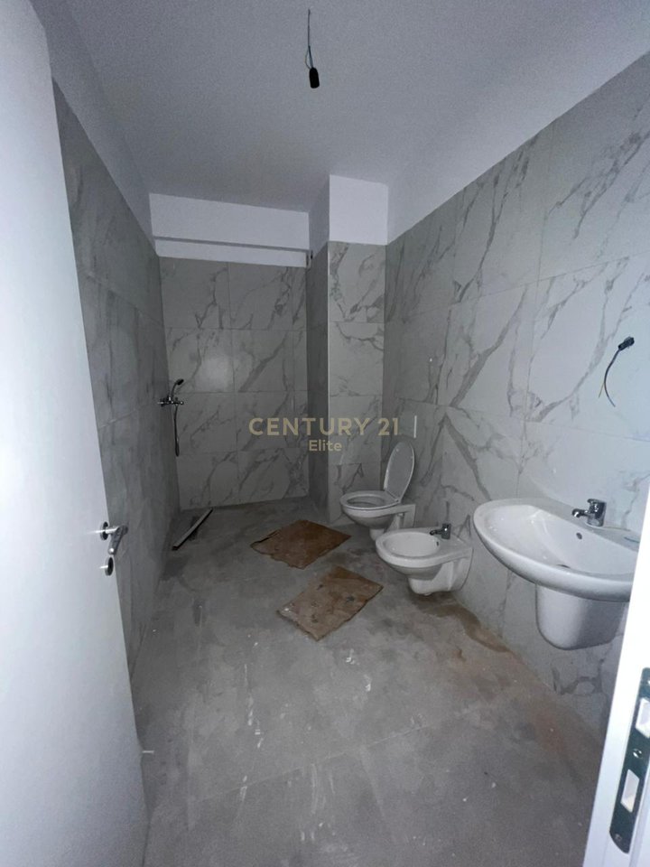 For sale, Apartment 2+1+2, Kamez