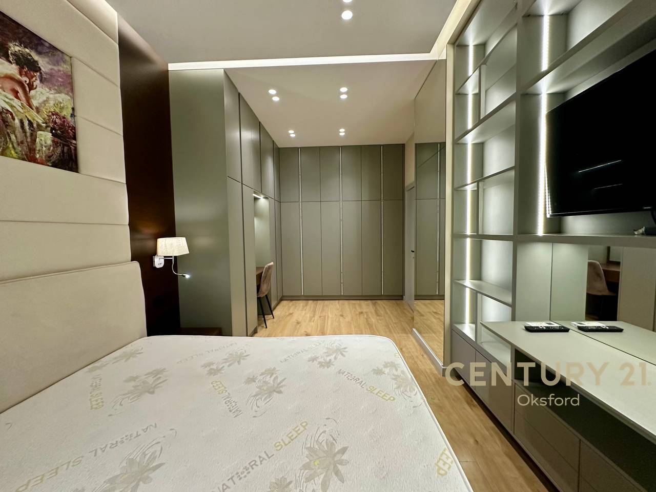 APPARTAMENTO 1+1 IN AFFITTO, IN PIAZZA 21, VIA KAVAJË!