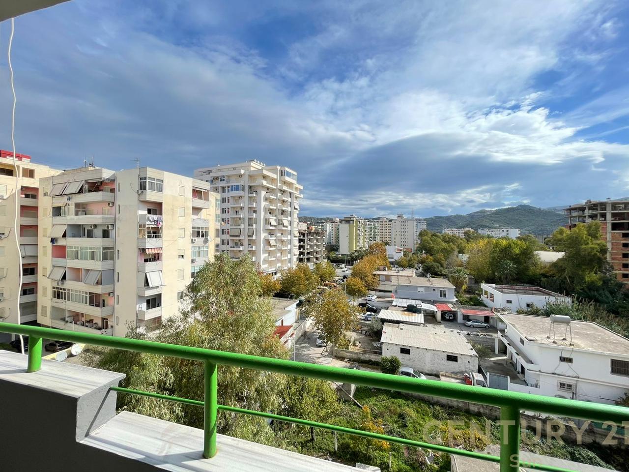 APPARTAMENTO 2+1 IN AFFITTO VICINO A VIA CIPAJVE-VLORE!