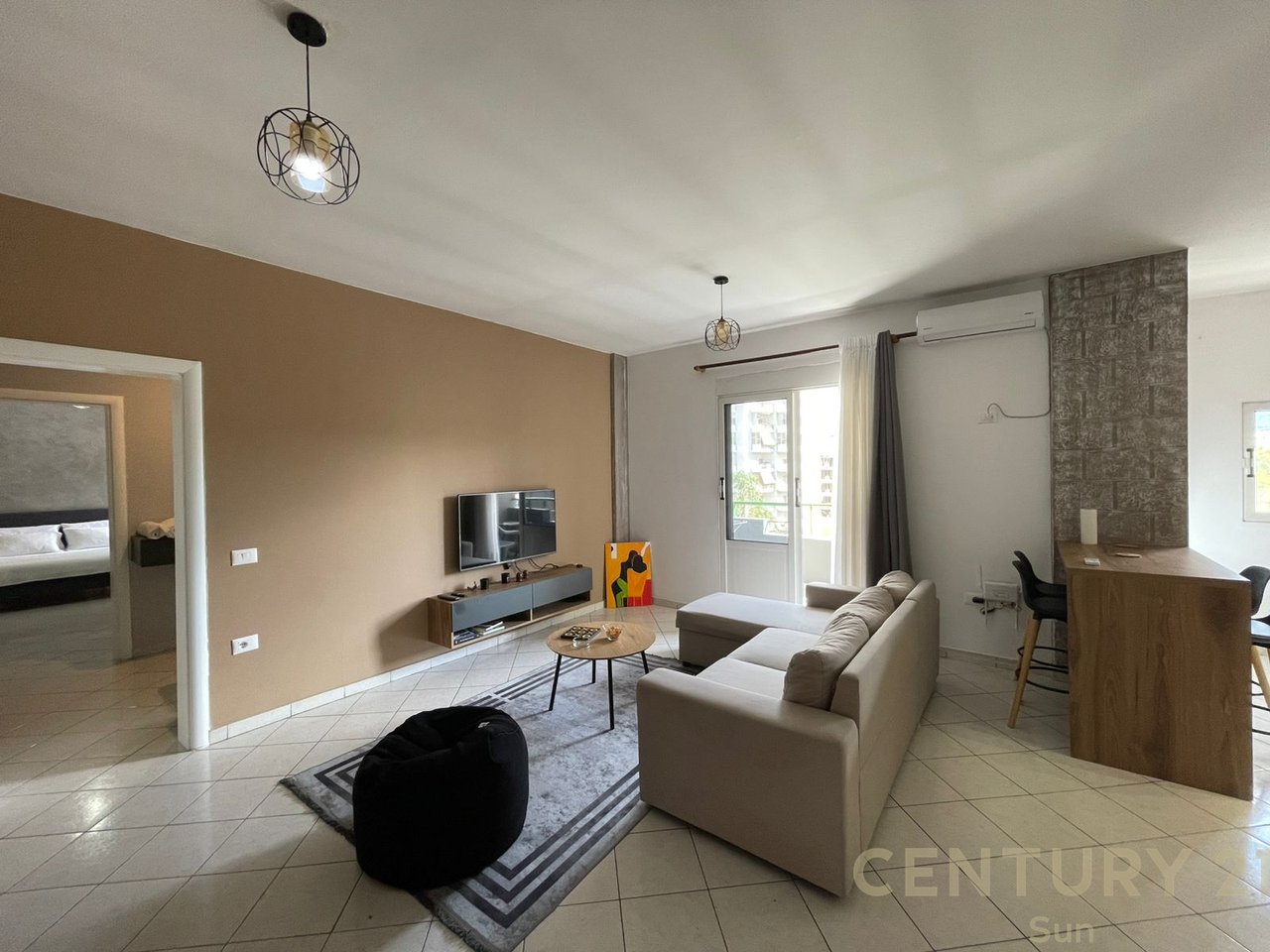 APPARTAMENTO 2+1 IN AFFITTO VICINO A VIA CIPAJVE-VLORE!