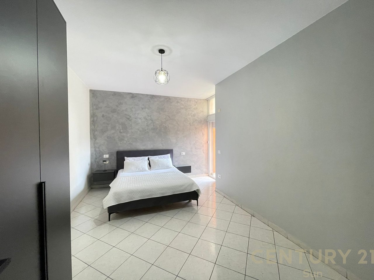 APPARTAMENTO 2+1 IN AFFITTO VICINO A VIA CIPAJVE-VLORE!