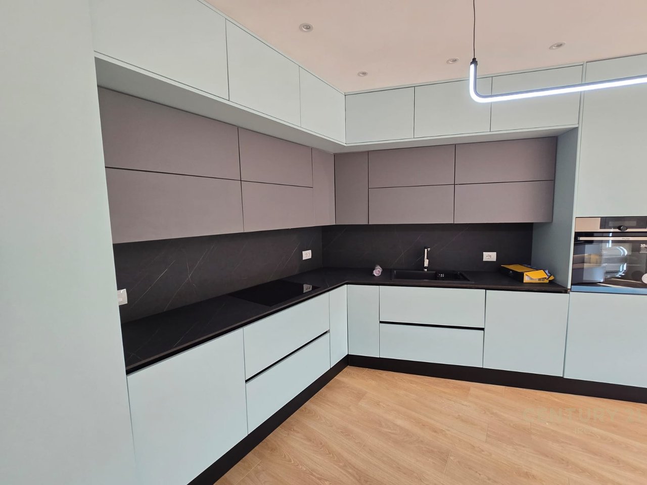 APARTMENT 2+1+2+PARKING SPACE AT THE ZOOLOGICAL GARDEN!