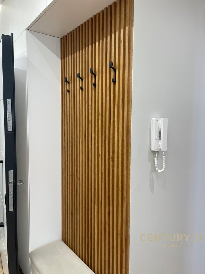 Apartament 3+1+2 për QIRA në Univers City!