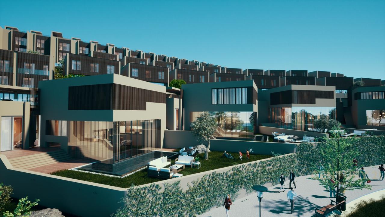 Duplex with courtyard in Swan Lake Residence!