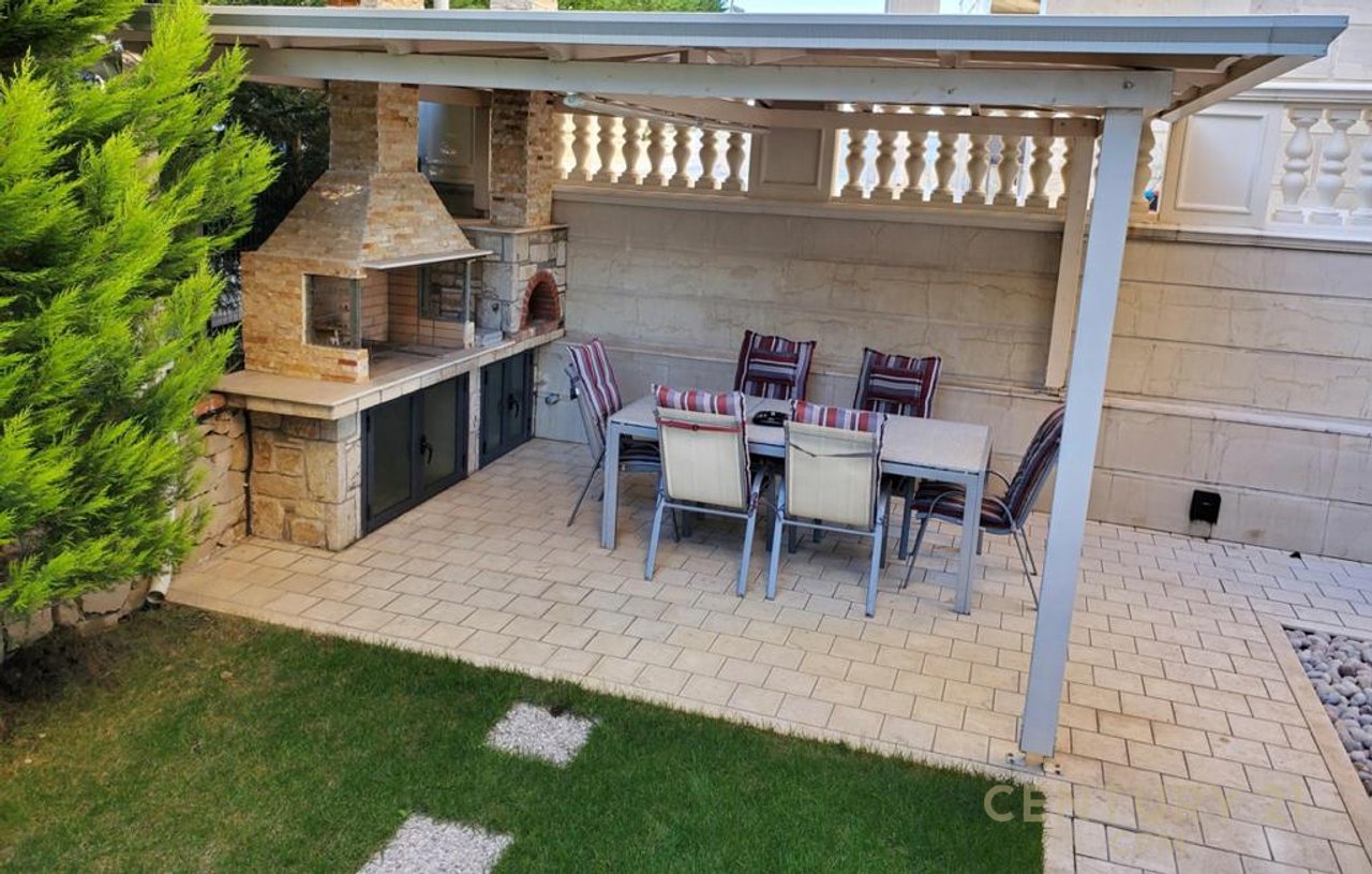 Modern 4-Story Villa, 6 rooms for Sale in Akacia Hills 1 Residence, Mjull-Bathore