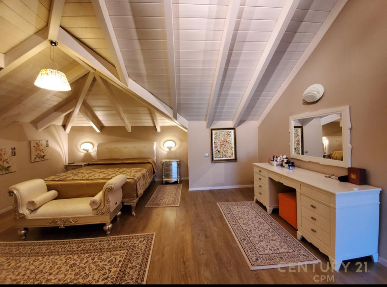 Modern 4-Story Villa, 6 rooms for Sale in Akacia Hills 1 Residence, Mjull-Bathore