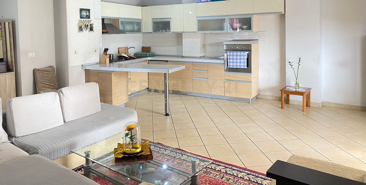 APARTAMENT 2+1 NE SHITJE, RRETH-RROTULLIMI, ASTIR!