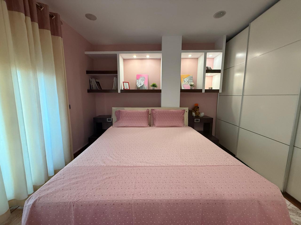 IN AFFITTO APPARTAMENTO MODERNO 2+1+2 CON POSTO AUTO!!