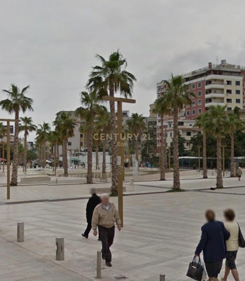 AMBJENT ME QIRA BRANE BASHKISE,DURRES !