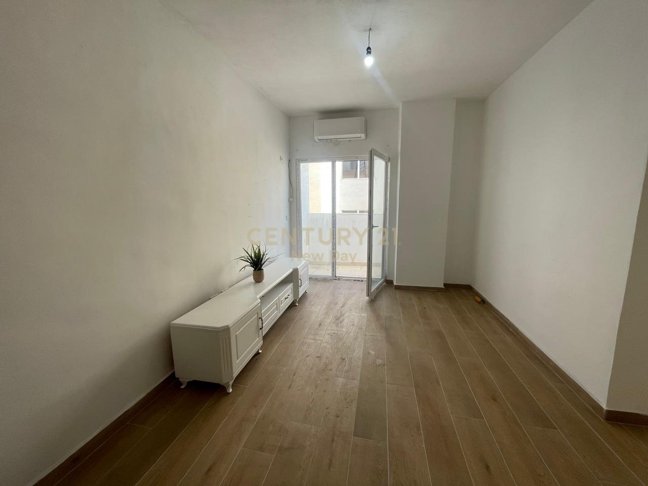 Apartament 1+1 për Shitje në Spitalle – Pallat i Ri me Ashensor !