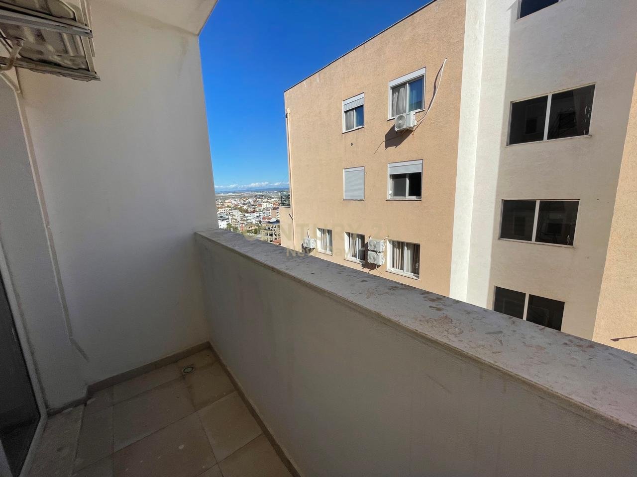 Apartament 1+1 për Shitje në Spitalle – Pallat i Ri me Ashensor !