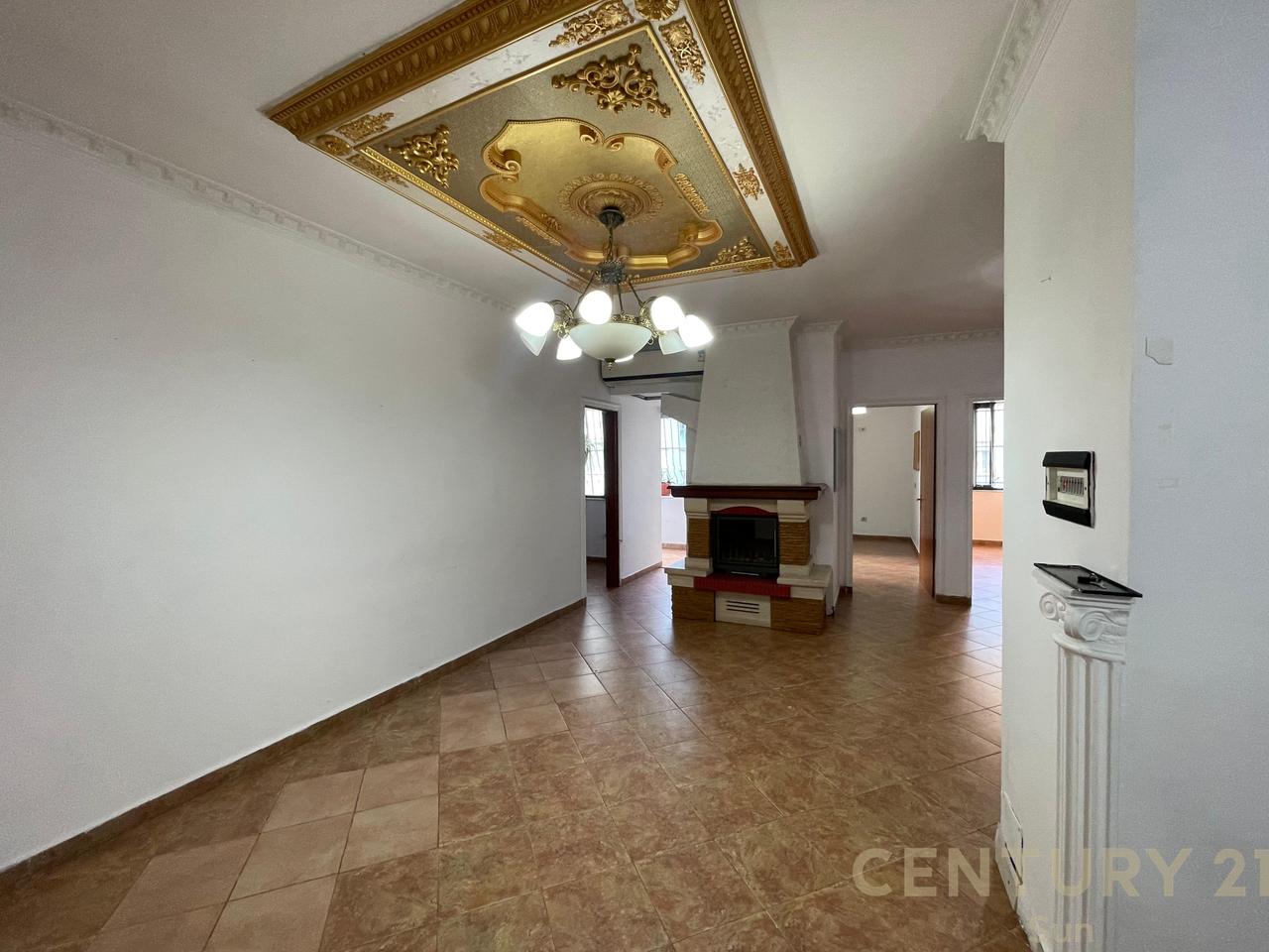 APARTMENT 5+2+2 FOR RENT NEAR THE OLD EXHIBITION CENTER!