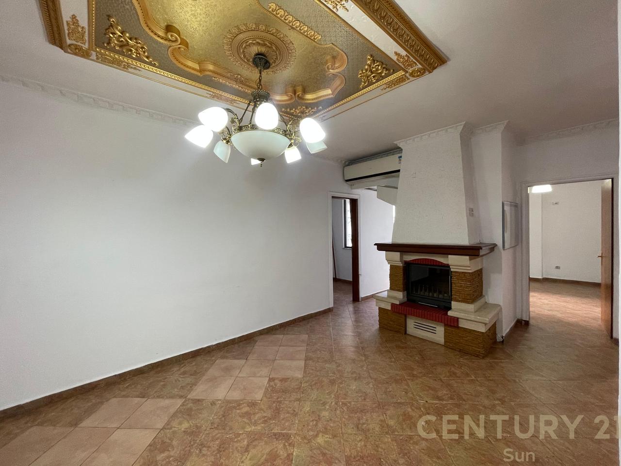 APARTMENT 5+2+2 FOR RENT NEAR THE OLD EXHIBITION CENTER!