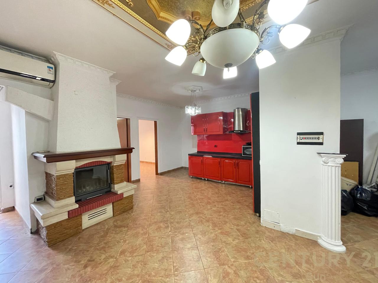 APARTMENT 5+2+2 FOR RENT NEAR THE OLD EXHIBITION CENTER!