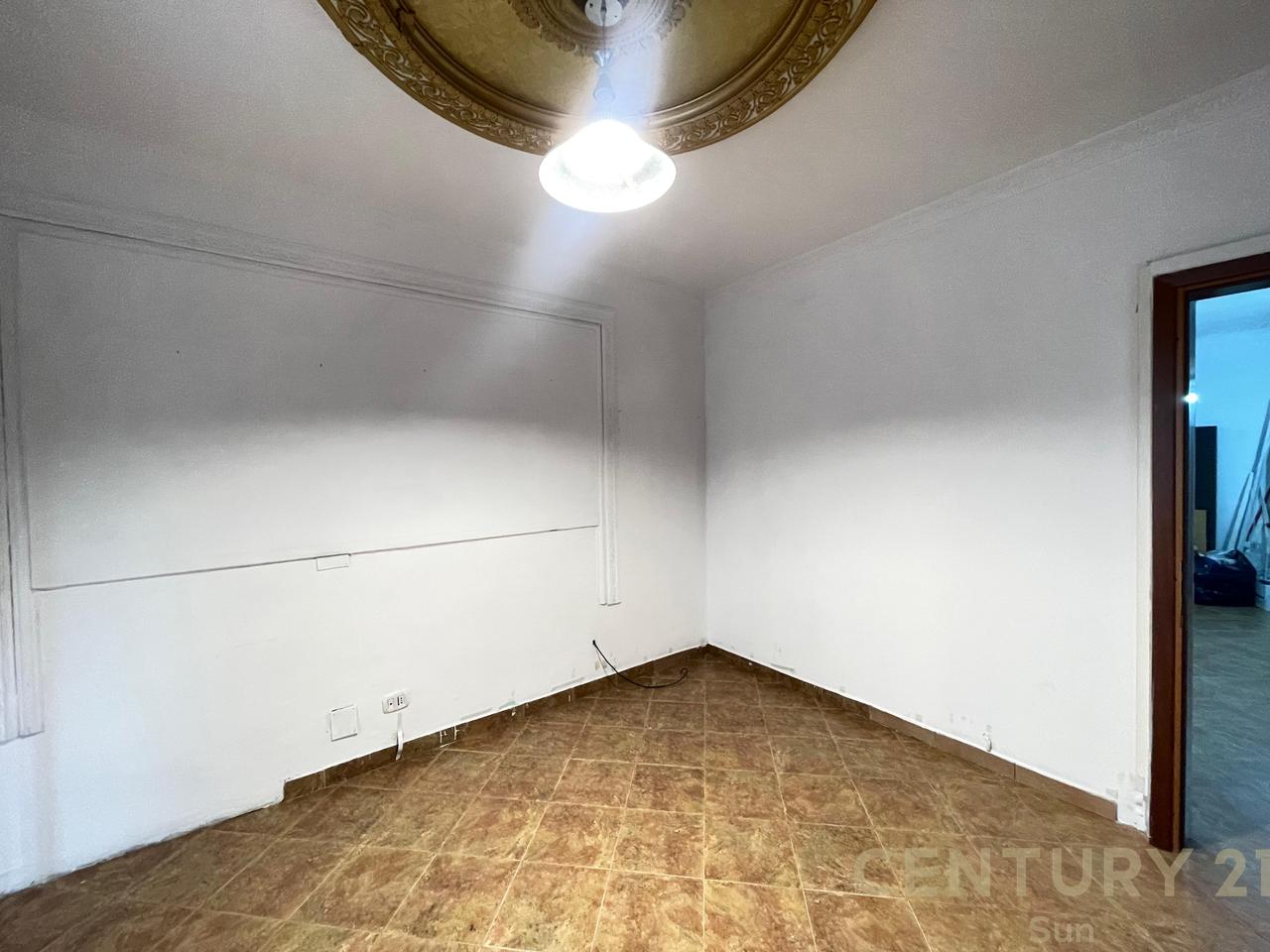 APARTMENT 5+2+2 FOR RENT NEAR THE OLD EXHIBITION CENTER!