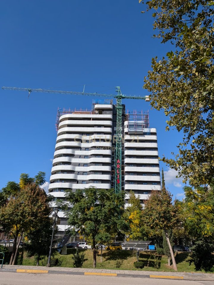 APARTAMENT 2+1+2 NE SHITJE TEK "CORNER RESIDENCE", TIRANE!