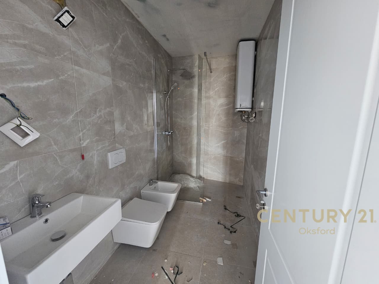 Appartamento 3+1+2 IN VENDITA con vista sul lago!