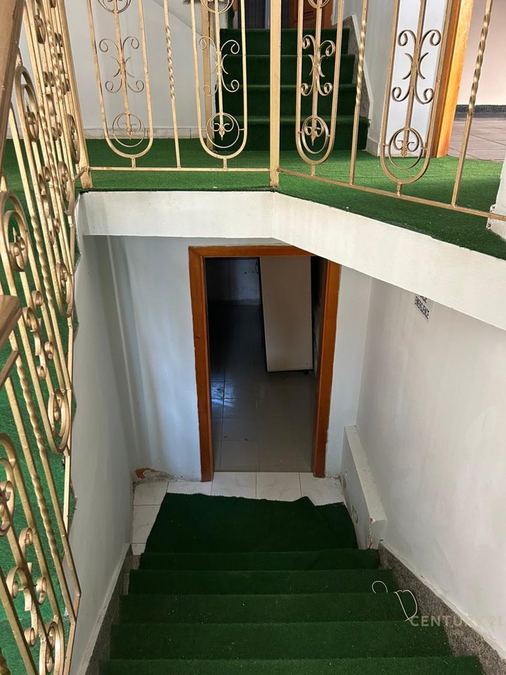 CASA IN VENDITA NEL COMUNE DI PARIGI