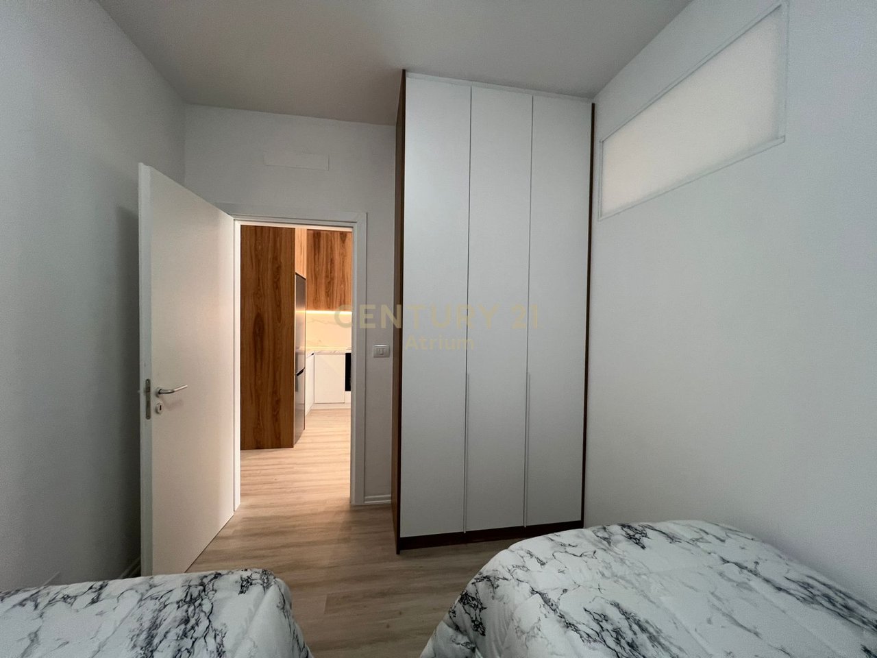 JEPET ME QIRA APARTAMENT 2+1 – ZOGU I ZI!