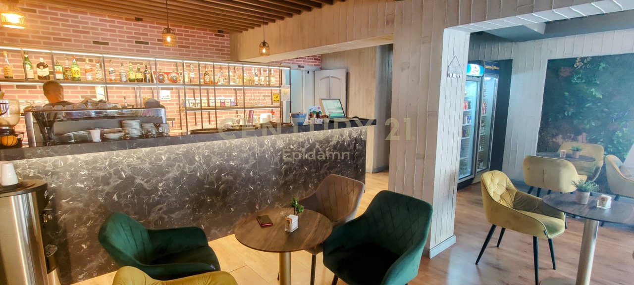 Locale in vendita a Durrës!!