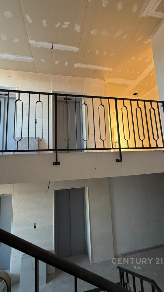 SHITET SUPER PAPAFINGO NE GOLEM,FULL PAMJE DETI + VERANDE!