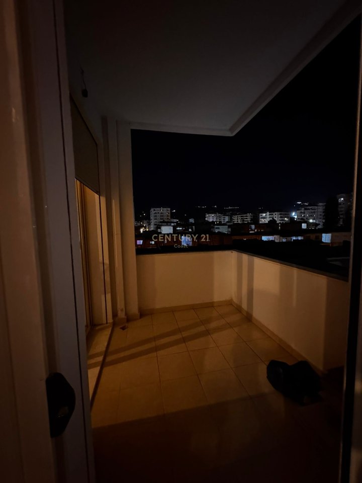 APPARTAMENTO 2+2 IN AFFITTO A "TREGU I ORIZIT" VLORE!!!