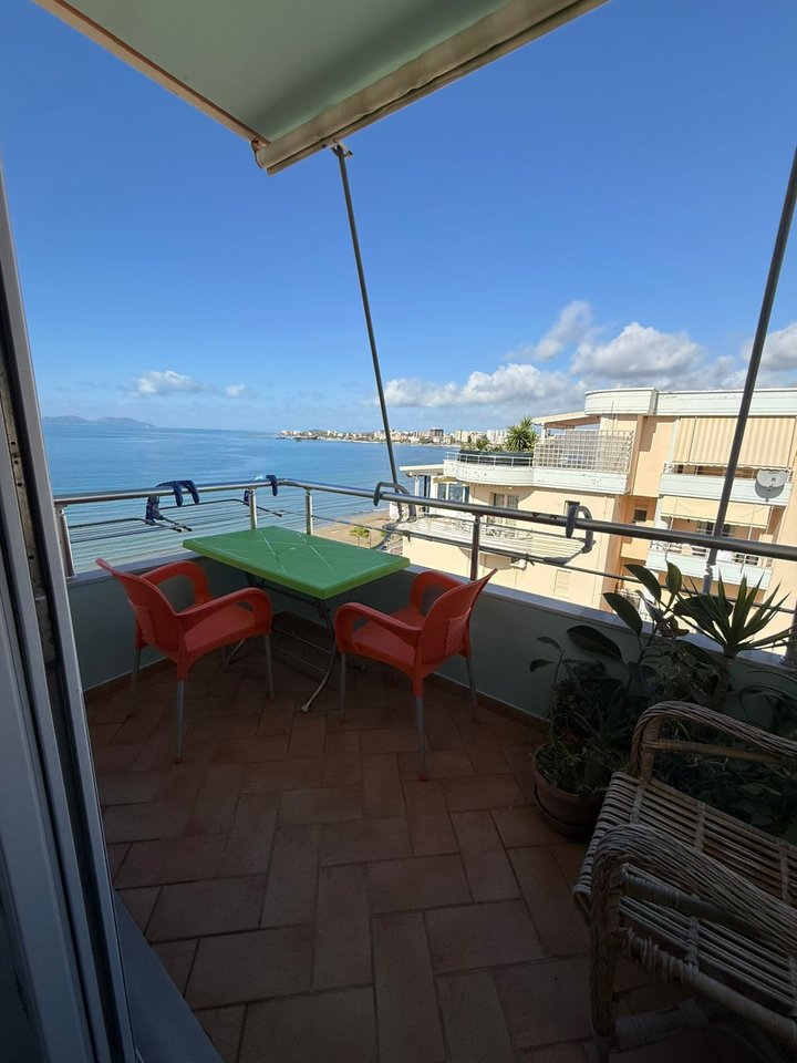 STUDIO ME QIRA ,LINJA E PARE NE LUNGOMARE PRANE REZIDENCES "POSEIDON"