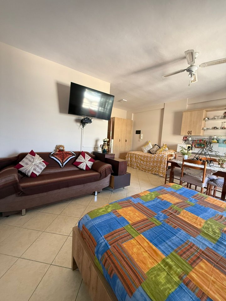 STUDIO ME QIRA ,LINJA E PARE NE LUNGOMARE PRANE REZIDENCES "POSEIDON"