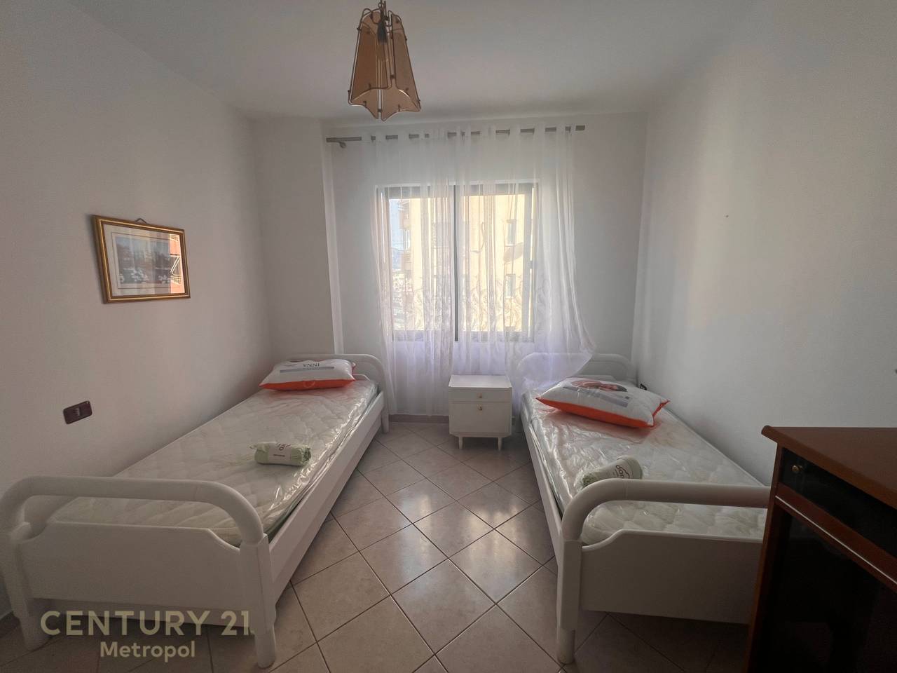 Apartament 2+1+2 me Qira ne Astir!