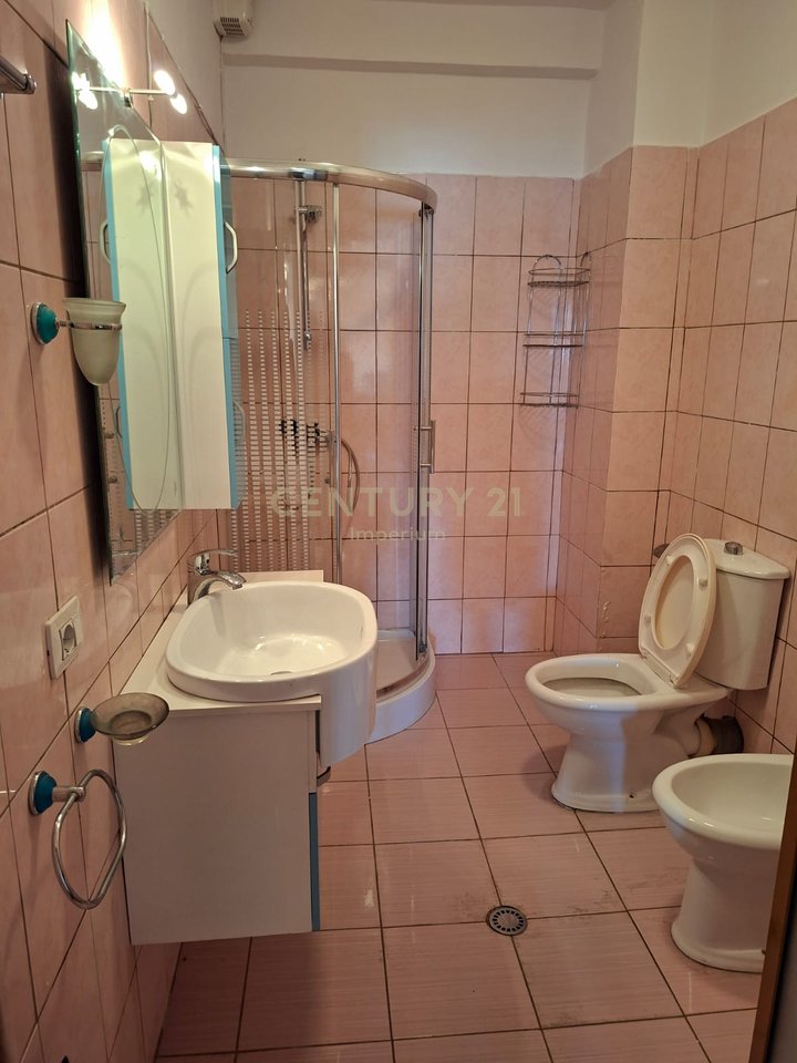 Apartament 2+1 me qira në Yzberish