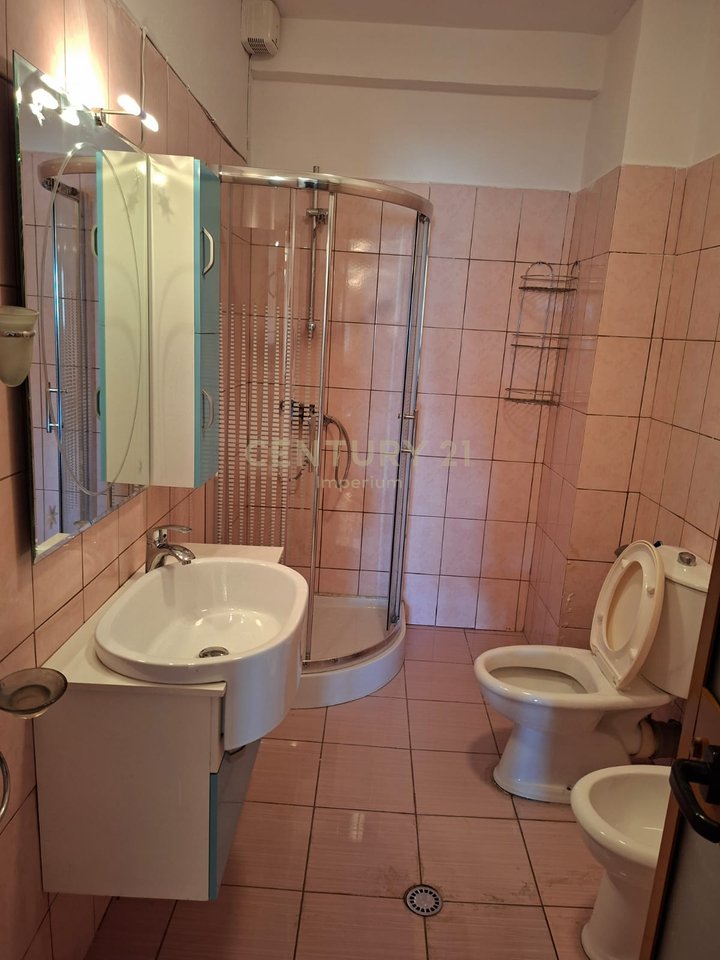 Apartament 2+1 me qira në Yzberish