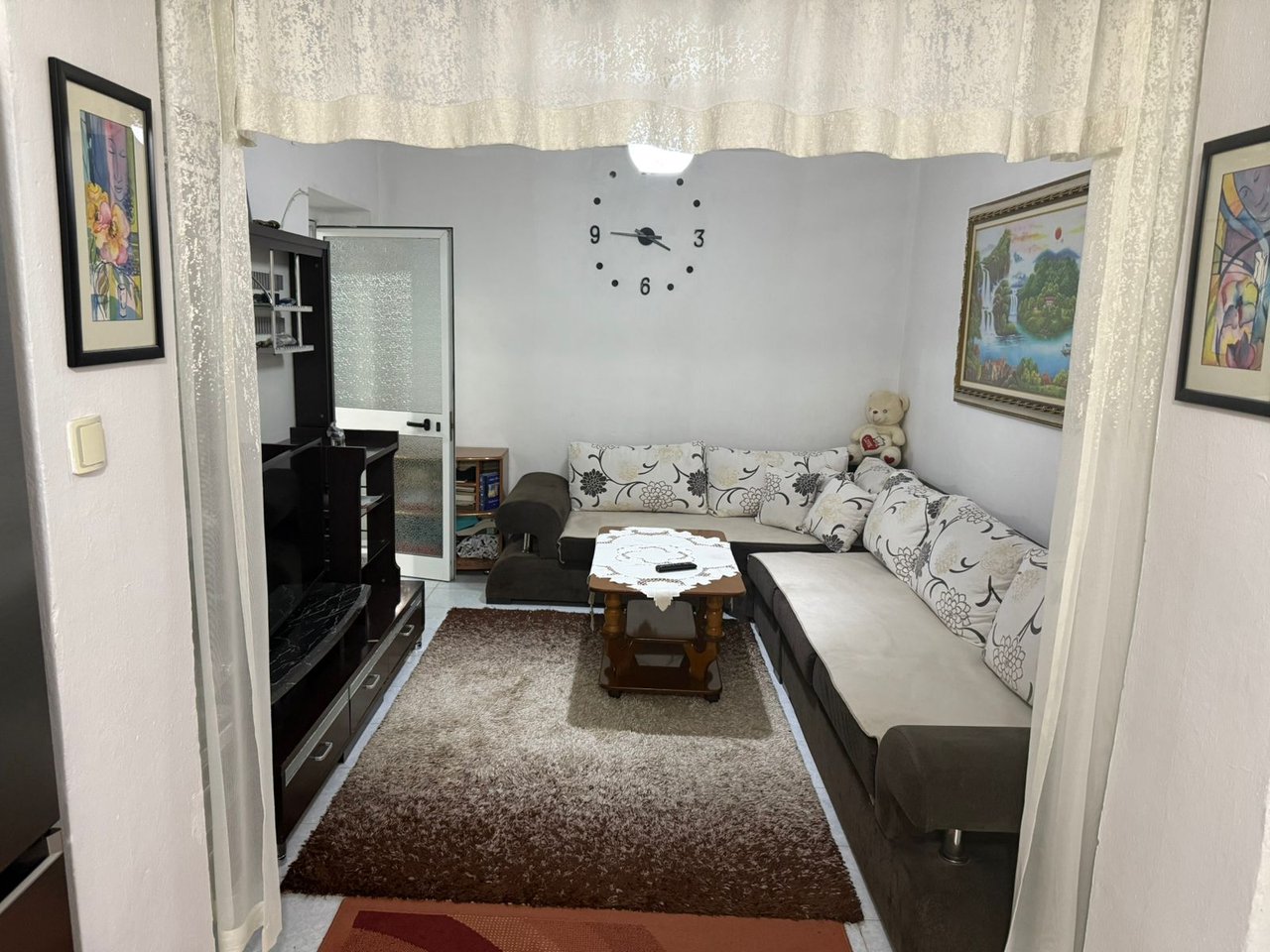 Appartamento + studio in affitto a Oxhaku, Tirana