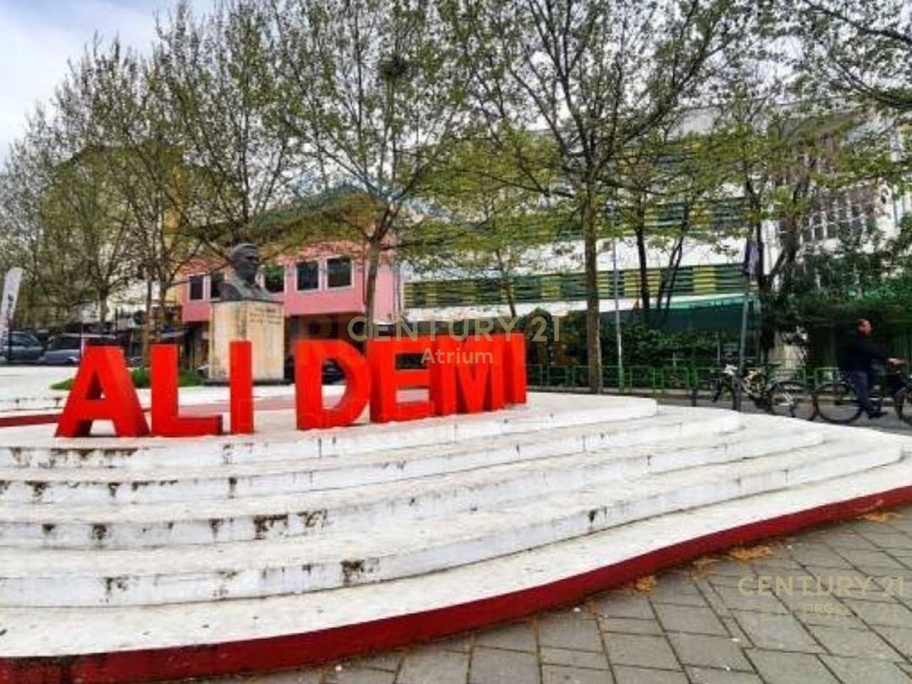 FOR SALE APARTMENT 1+1 NEAR THE SCHOOL "1 MAJI", ALI DEMI