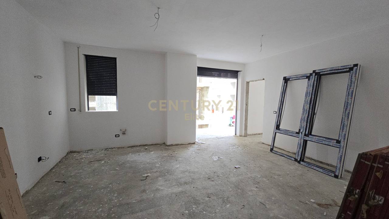 2+1 Apartment For Sale in Qerret!